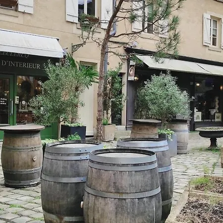 Apartment Artemis By Kleidos -10 Min Des Jardins Du Chateau De Versailles Avec Parking Le Chesnay (Yvelines)